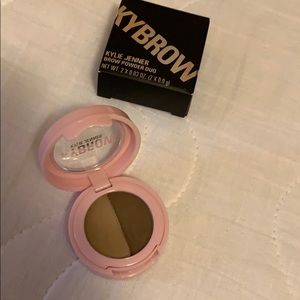 Kylie Cosmetics Makeup - Kybrow cool brown Kylie Cosmetics Makeup - Kybrow cool brown